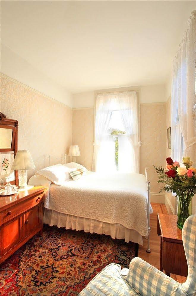 Camellia Inn Healdsburg Esterno foto