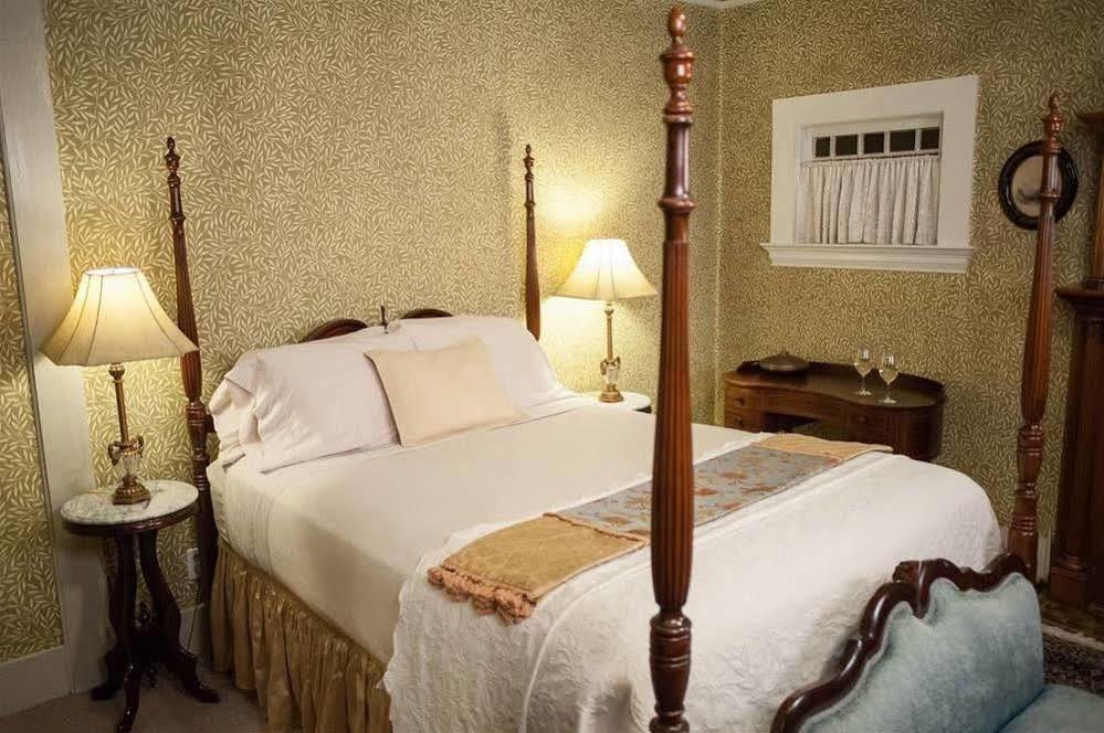 Camellia Inn Healdsburg Esterno foto
